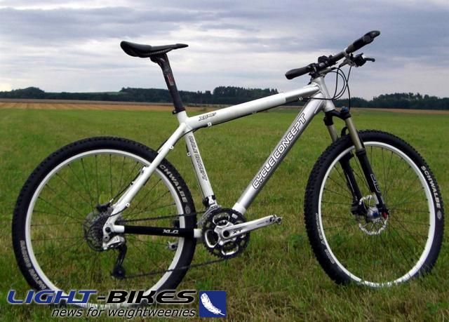 09,46 kg - Kinesis XC 887