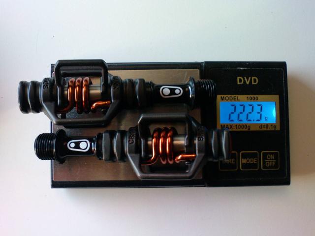 Crank Brothers Egg Beater 2Ti