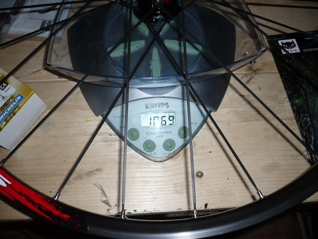 Fulcrum Red metal 5 rear