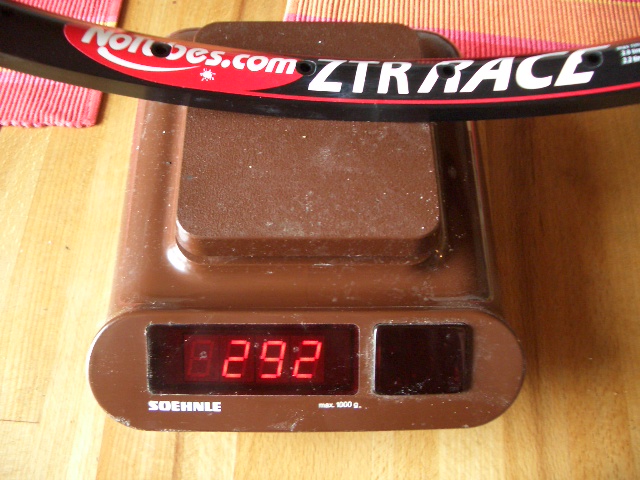 NoTubes ZTR Race